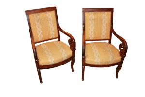 Paar französische Sessel aus dem 19. Jahrhundert, gepolstert im Directoire-Stil, aus Mahagoni
